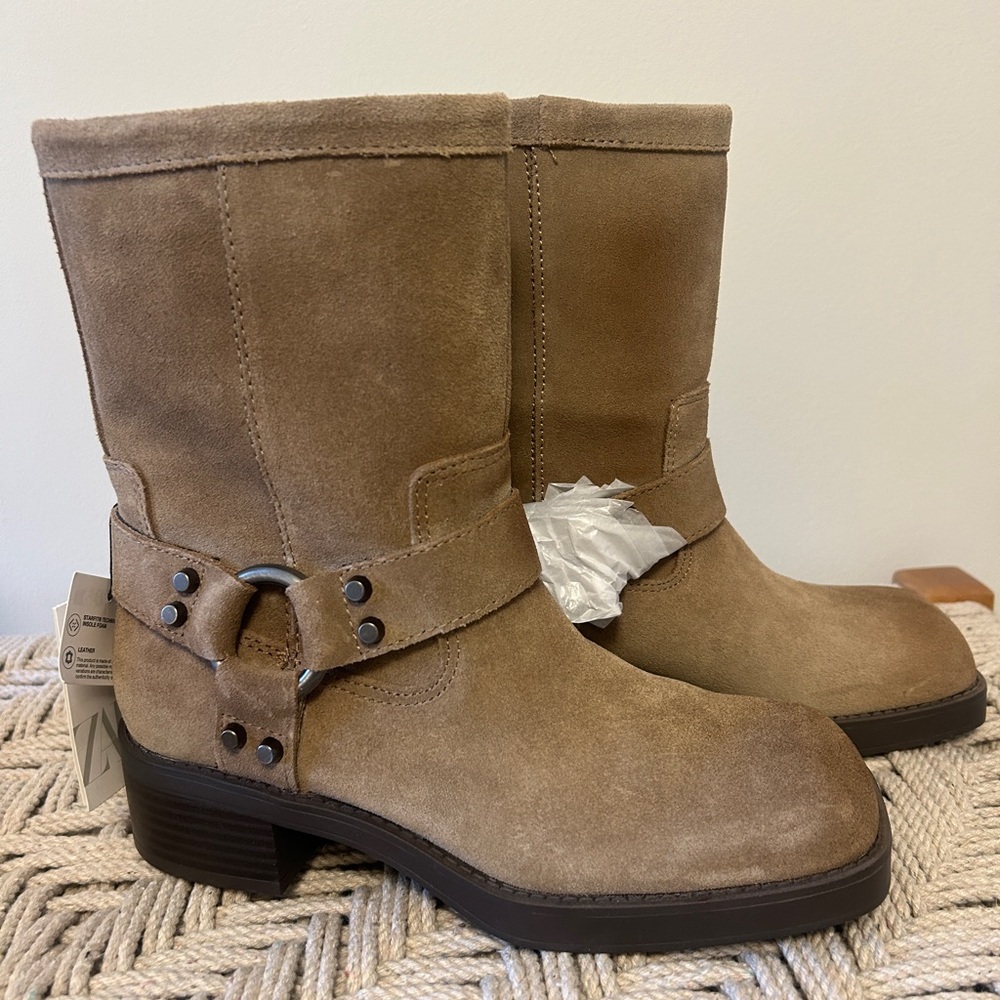 NWT Zara suede moto boots